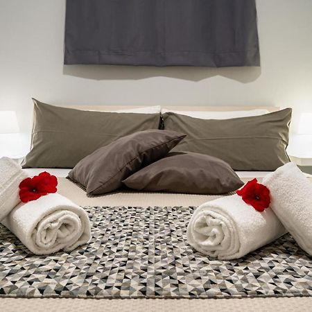 Loft Baia Di Letojanniアパートメント エクステリア 写真