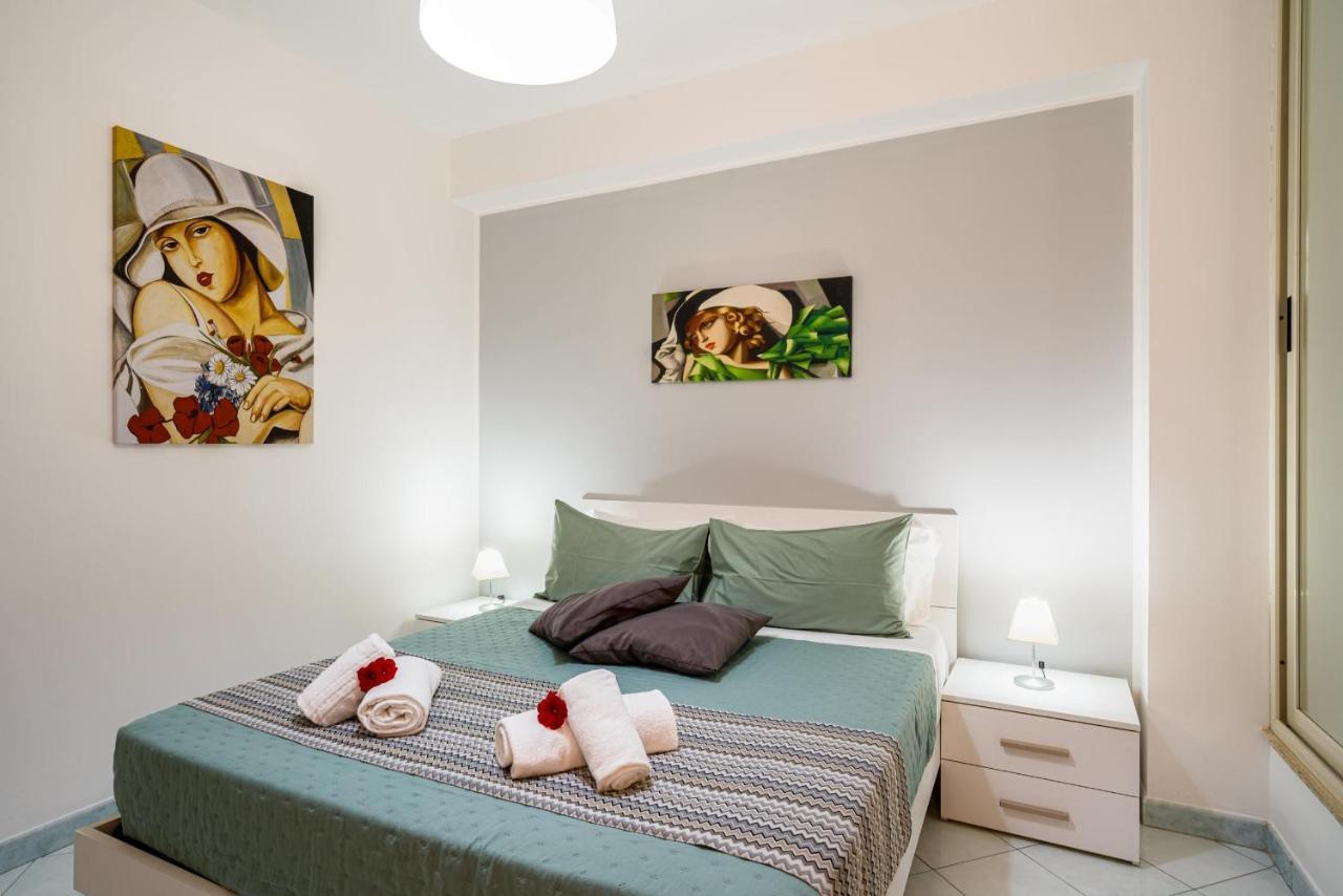 Loft Baia Di Letojanniアパートメント エクステリア 写真
